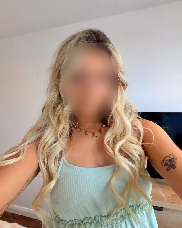 Laura - Image 4